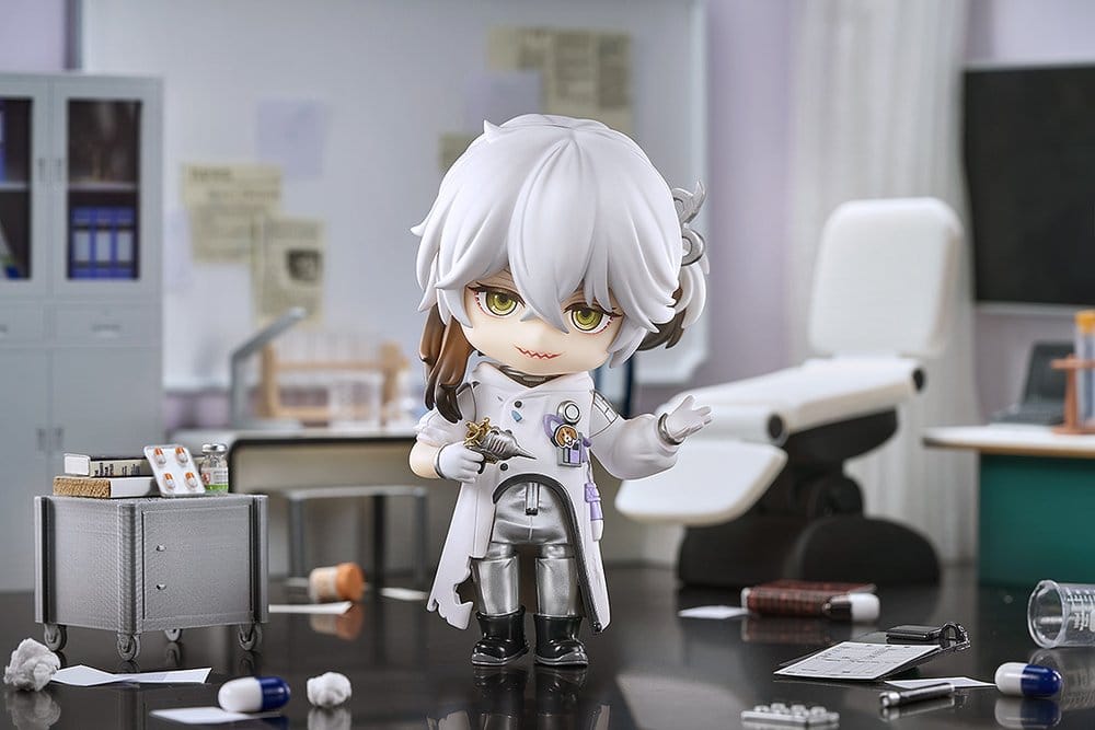 Reverse: 1999 Nendoroid figurine Medicine Pocket 10 cm