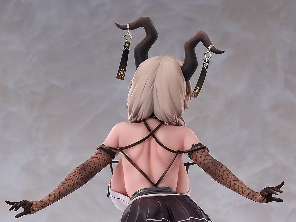 Azur Lane statuette 1/7 Owari 26 cm