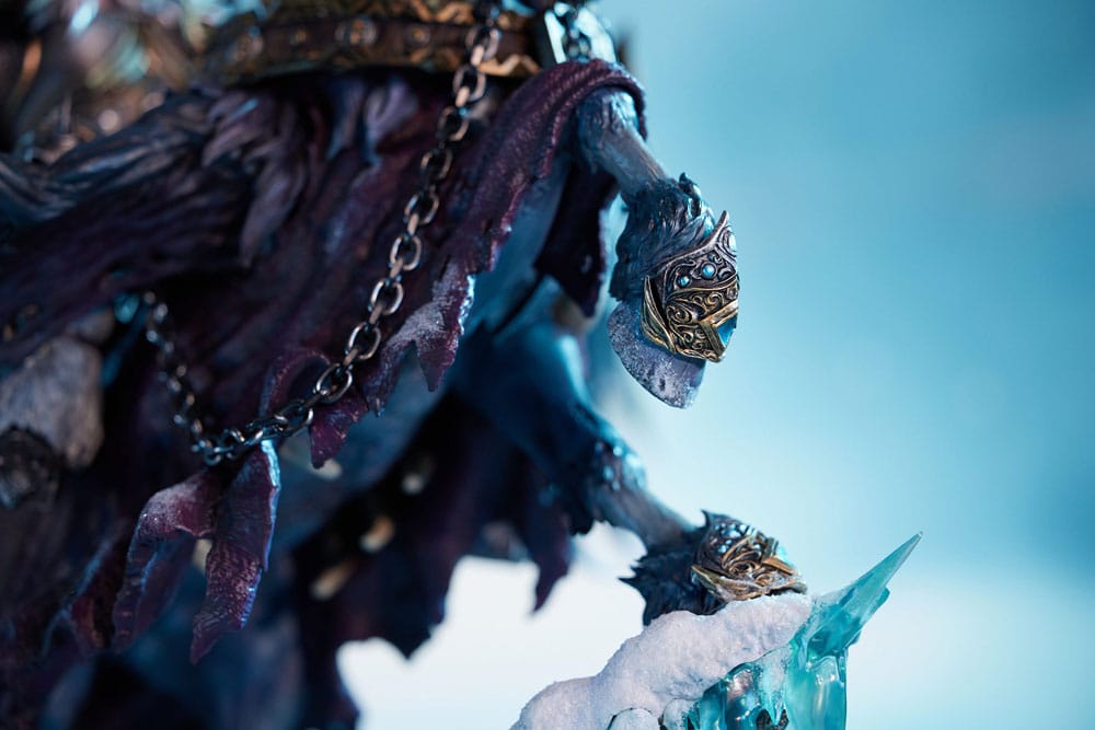 World of Warcraft statuette The Lich King & Invincible 68 cm