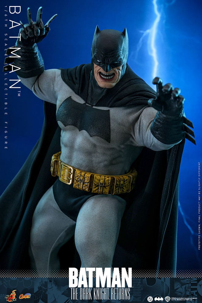 Batman: The Dark Knight Returns figurine Comic Masterpiece 1/6 Batman 32 cm