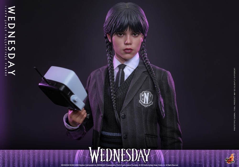 Mercredi figurine 1/6 Wednesday 27 cm