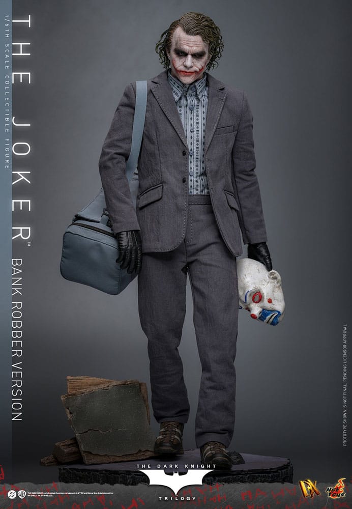 The Dark Knight figurine DX 1/6 The Joker (Bank Robber Version) 30 cm