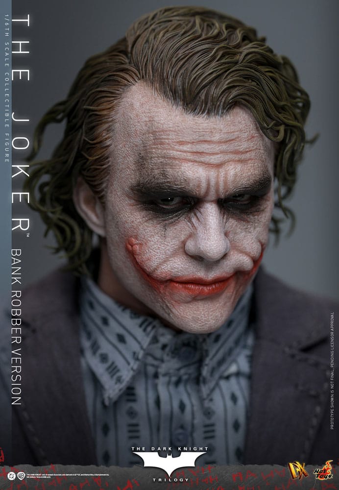 The Dark Knight figurine DX 1/6 The Joker (Bank Robber Version) 30 cm