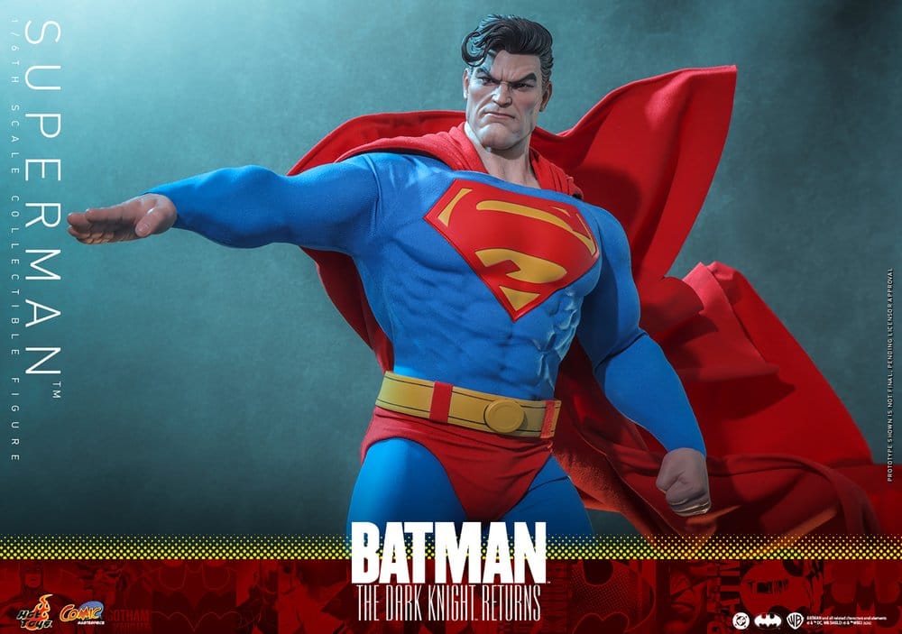 Batman: The Dark Knight Returns figurine Comic Masterpiece 1/6 Superman 34 cm