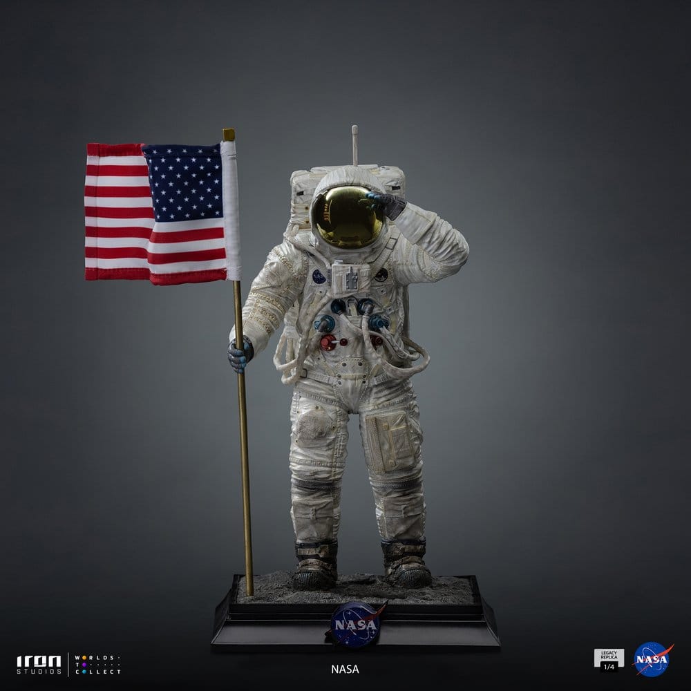 NASA statuette 1/4 Legacy Replica Apollo 11 Astronaut 58 cm