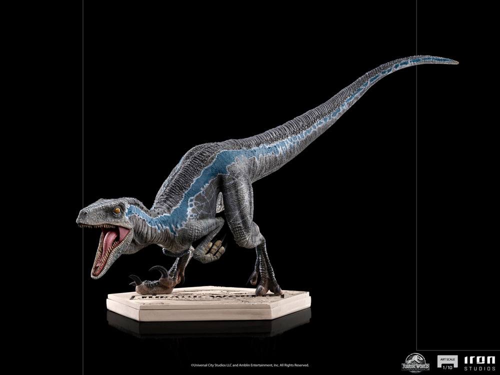 Jurassic World Fallen Kingdom Statuette 1/10 Art Scale Blue 19 cm