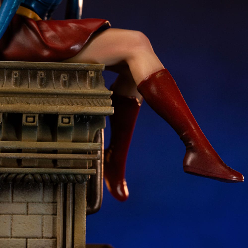 Iron Studios - Art Scale 1/10 - DC Comics Series 8 - Supergirl Statue 25cm