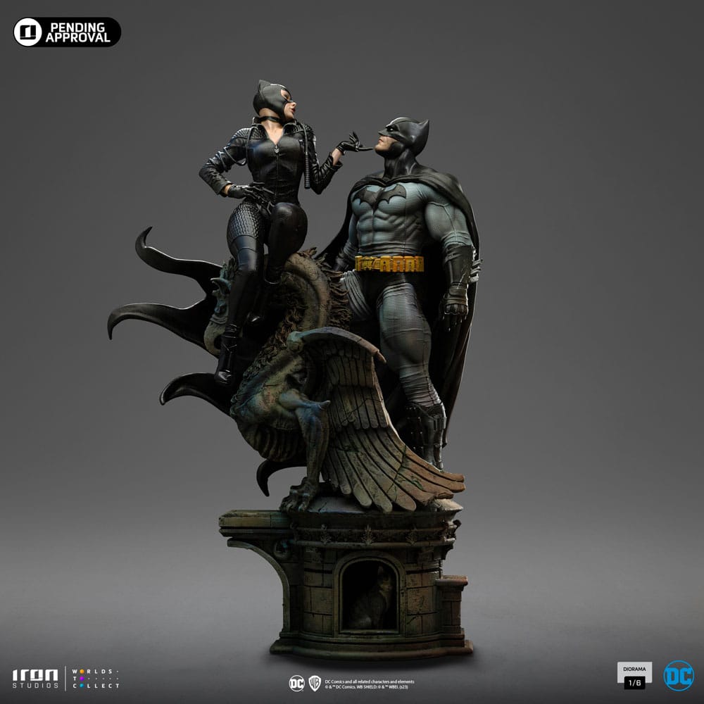 Iron Studios - Sixth Scale Diorama 1/6 - DC Comics - Batman et Catwoman Statue 32cm