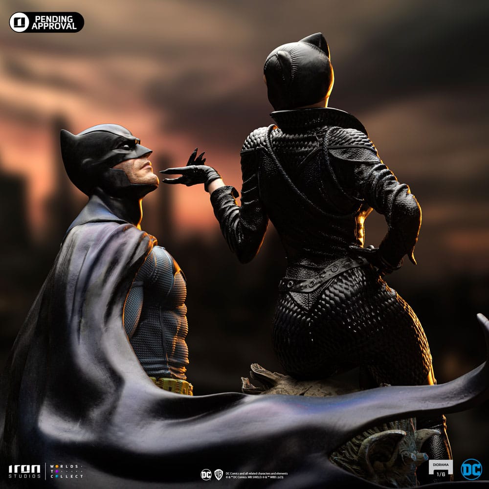 Iron Studios - Sixth Scale Diorama 1/6 - DC Comics - Batman et Catwoman Statue 32cm