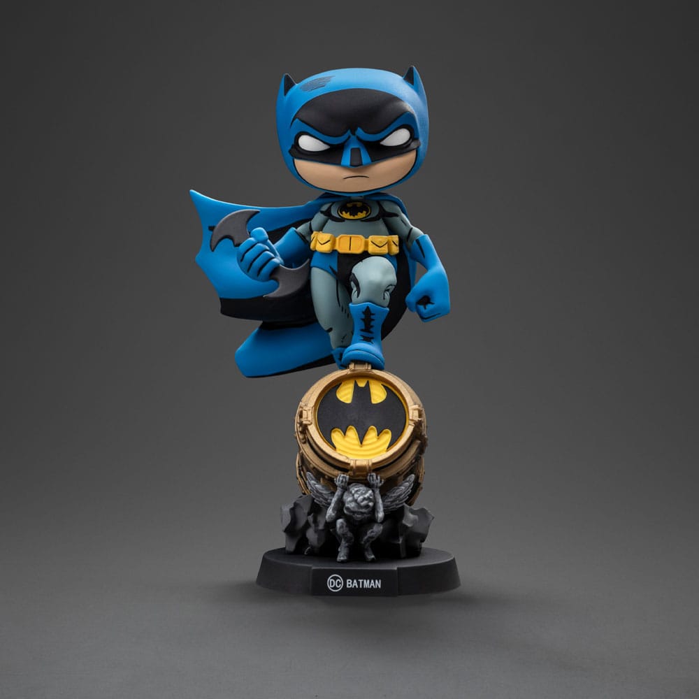 Batman figurine Mini Co. PVC Batman on Bat-Signal (Blue Variant) 15 cm