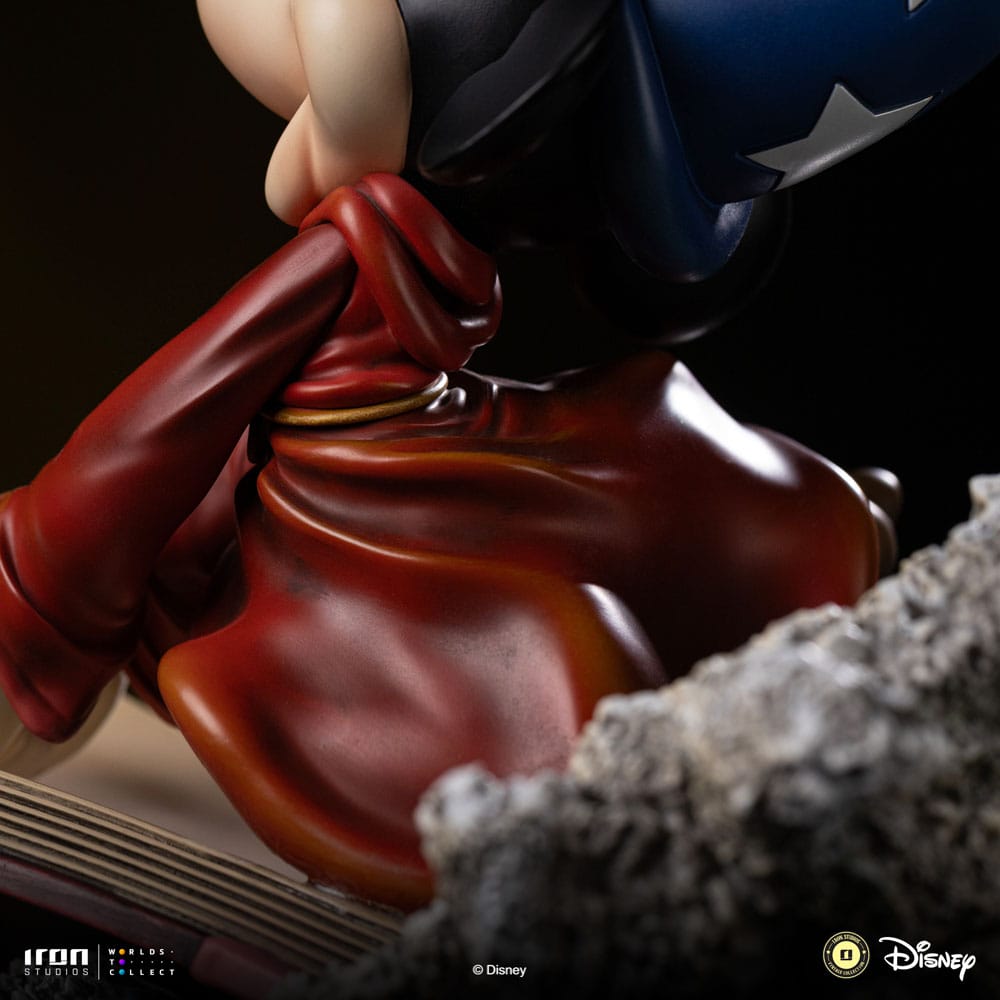 Iron Studios - Deluxe Art Scale 1/10 - Disney Classics - Mickey Sorcier Statue 28cm