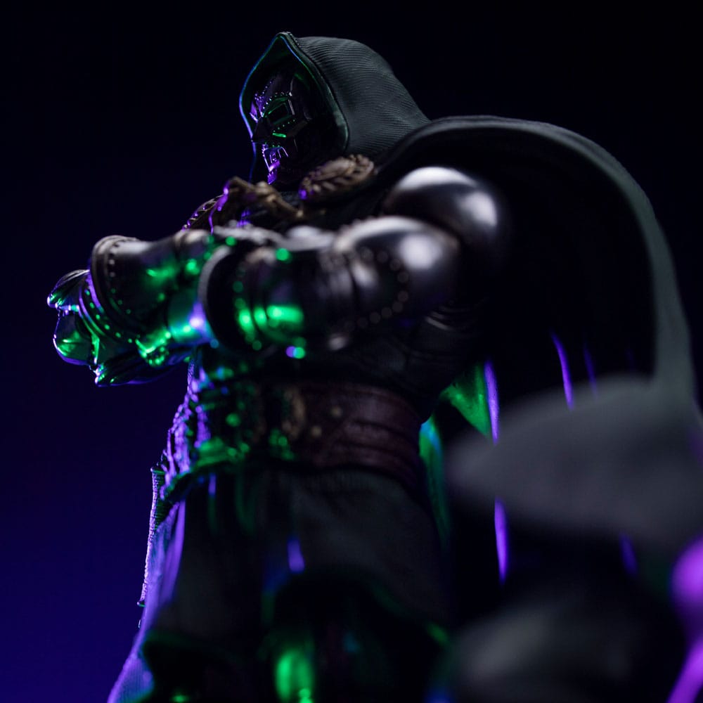 The Infinity Gauntlet Marvel Legends Diorama statuette 1/10 Art Scale Infinity Doctor Doom 30 cm