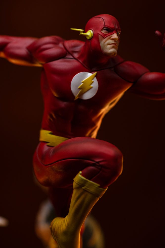 Iron Studios - Art Scale 1/10 - DC Comics Series #9 - Flash Statue 25cm