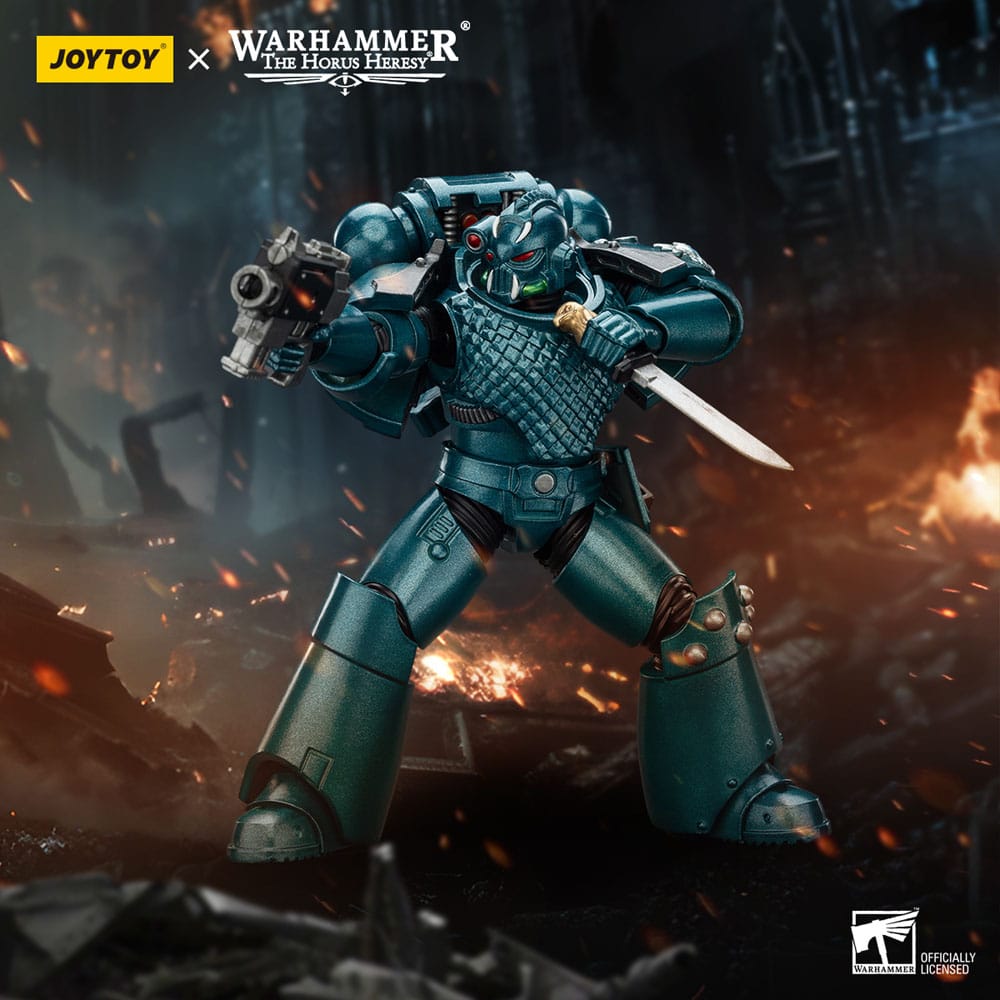 Warhammer The Horus Heresy figurine Alpha Legion Head hunter With Banestrike Combi-Bolter And Power Dagger 20 cm