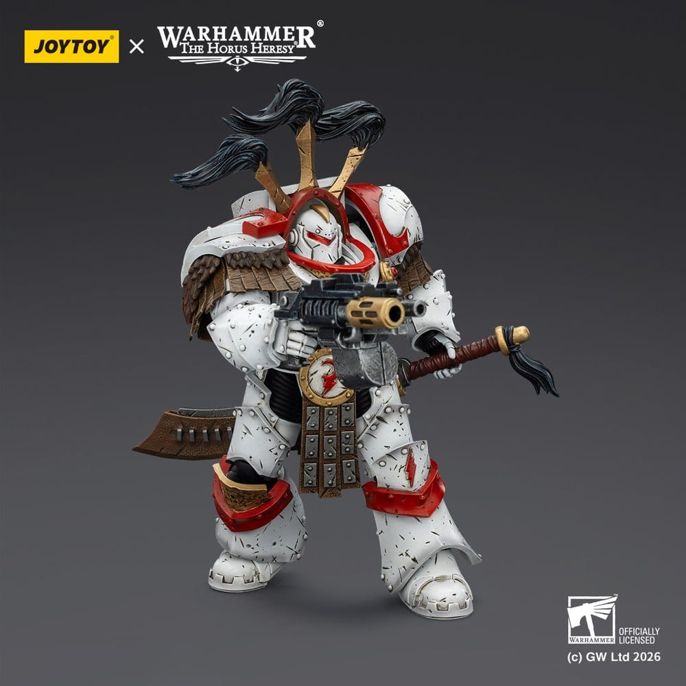 Warhammer 40,000 figurine White Scars Legion Praetor in Cataphractii Terminator Armour with Cyber Hawk Chogorian sword and combi-melta 14 cm