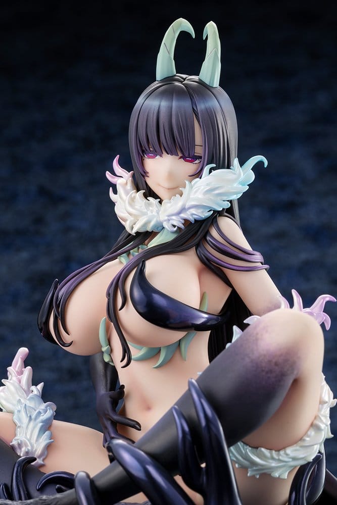 The Elder Sister-Like One figurine PVC 1/6 Chiyo 18 cm