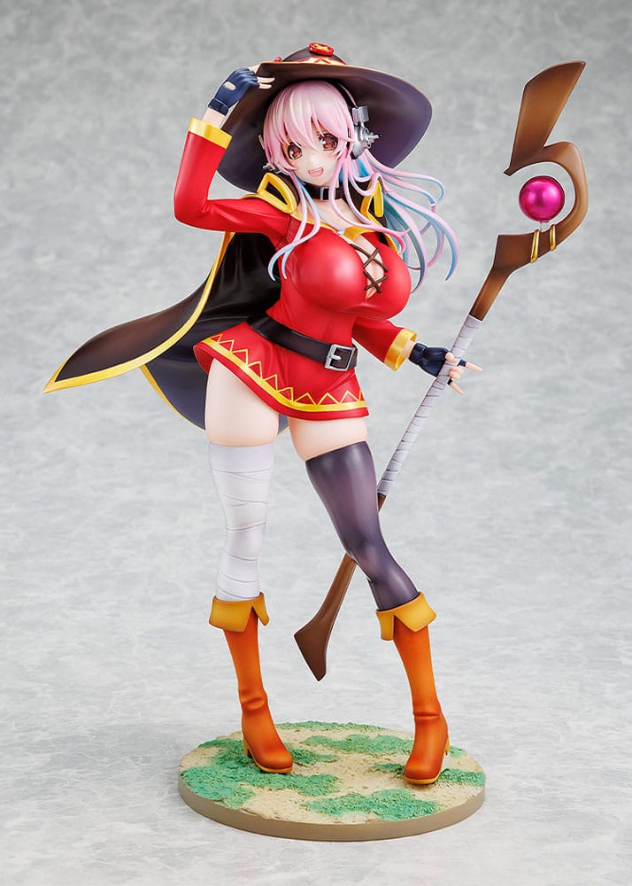Super Sonico x Konosuba statuette PVC 1/7 Super Sonico Megumin collaboration Ver. 25 cm