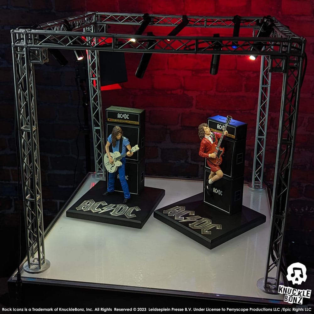 AC/DC statuette Rock Iconz Angus Young III 25 cm