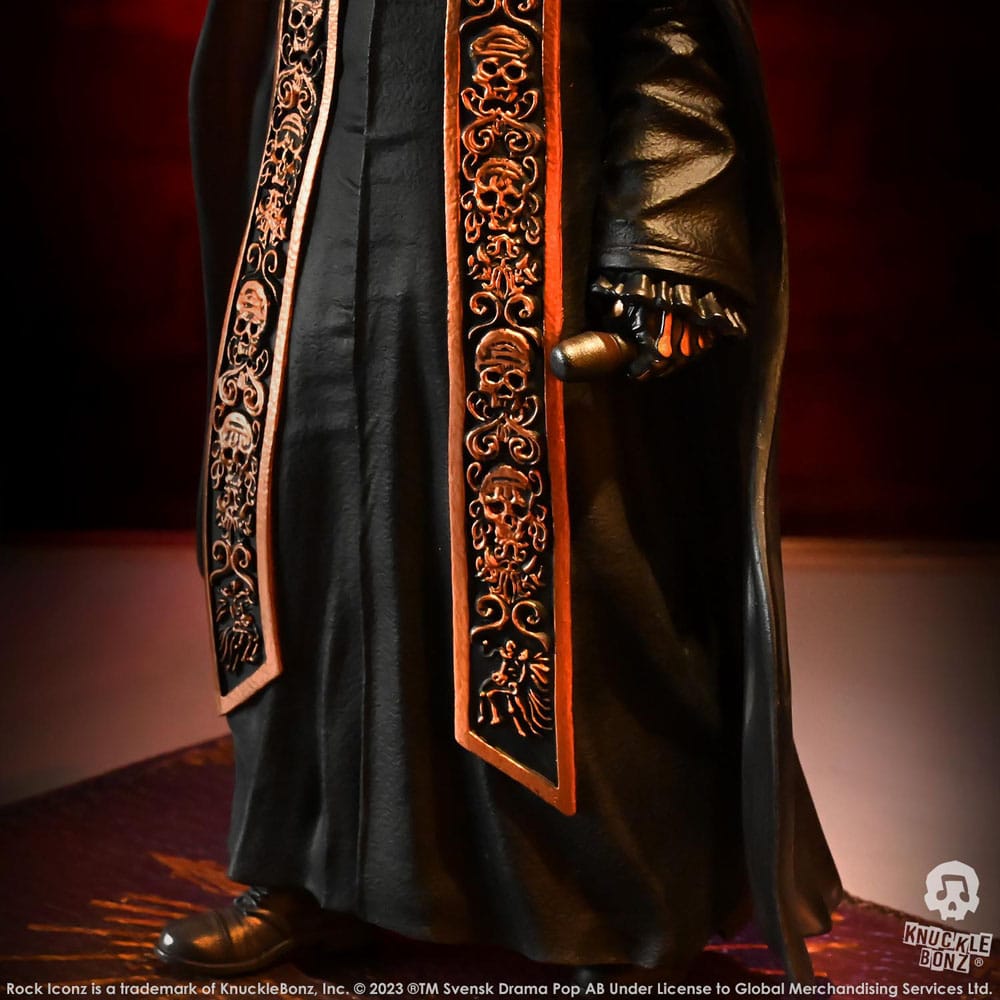 Ghost statuette Rock Iconz 1/9 Papa Emeritus IV (Black Robes) 22 cm