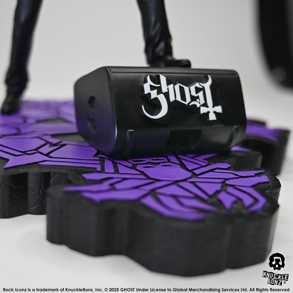 Ghost statuette Rock Iconz Papa V Perpetua Top Hat 22 cm
