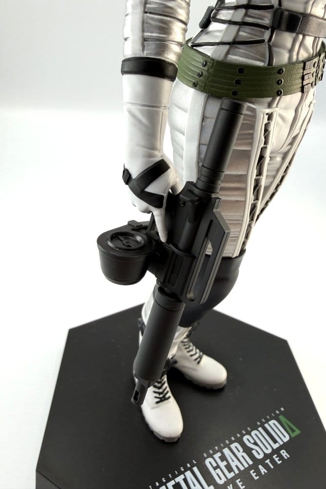 Metal Gear Solid Delta: Snake Eater figurine PVC The Boss 20 cm