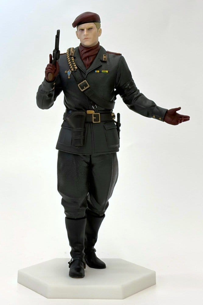 Metal Gear Solid Delta: Snake Eater figurine PVC Ocelot 20 cm
