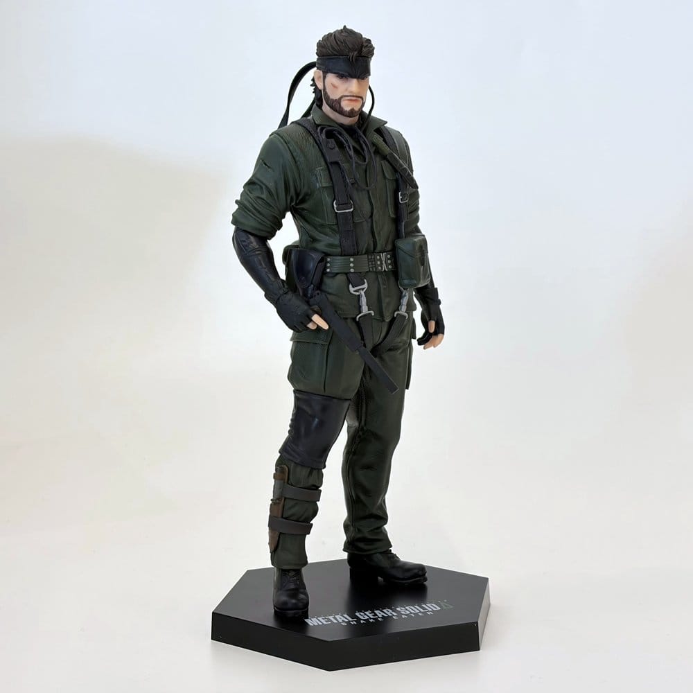 Metal Gear Solid Delta: Snake Eater figurine PVC Naked Snake 20 cm