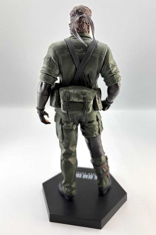 Metal Gear Solid Delta: Snake Eater figurine PVC Naked Snake 20 cm