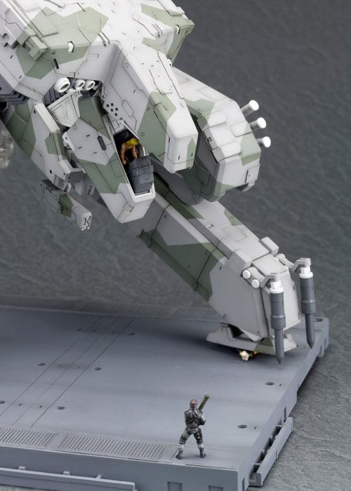 Metal Gear Solid figurine Plastic Model Kit 1/100 Metal Gear Rex 22 cm