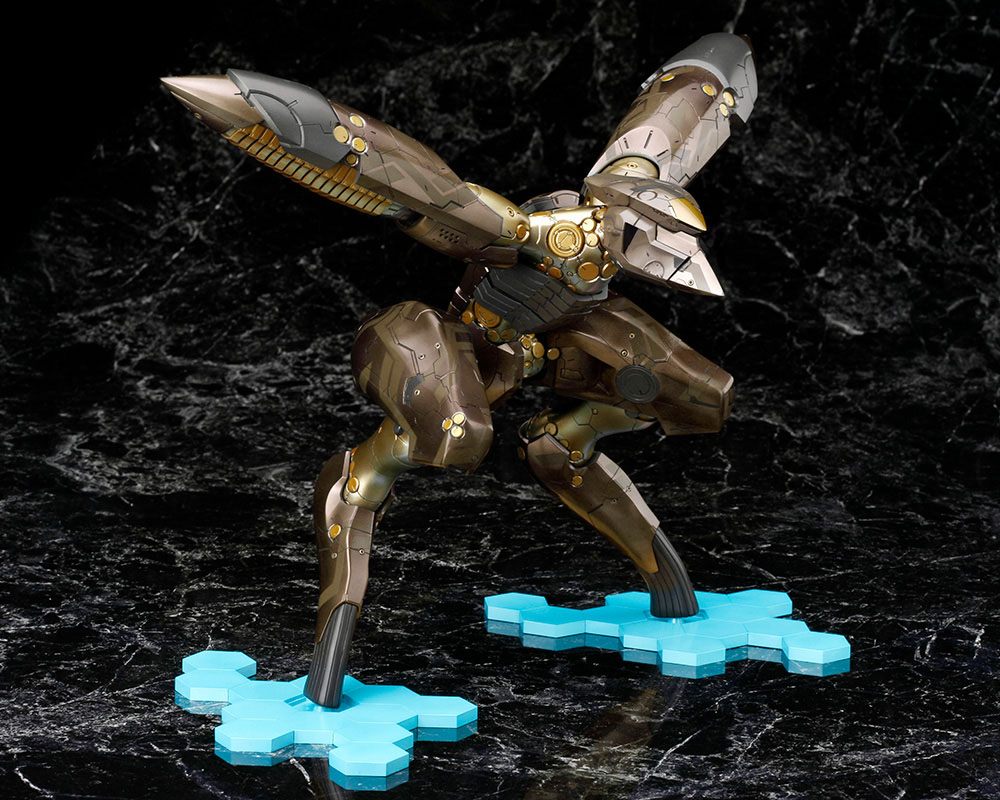 Metal Gear Solid 4 figurine Plastic Model Kit 1/100 Metal Gear Ray 21 cm