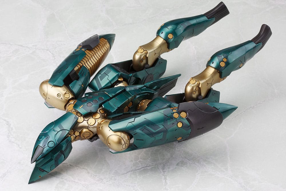 Metal Gear Solid 4 figurine Plastic Model Kit 1/100 Metal Gear Ray 21 cm