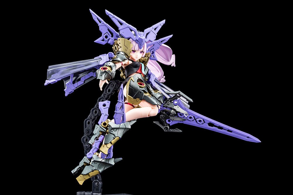 Megami Device figurine Plastic Model Kit 1/1 Buster Doll Paladin Darkness Claw 17 cm