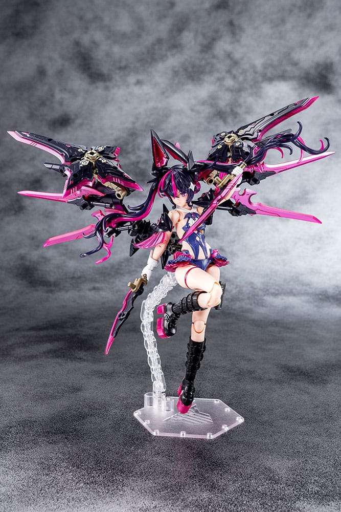 Megami Device figurine Plastic Model Kit 1/1 Desire Maiden Raider 18 cm