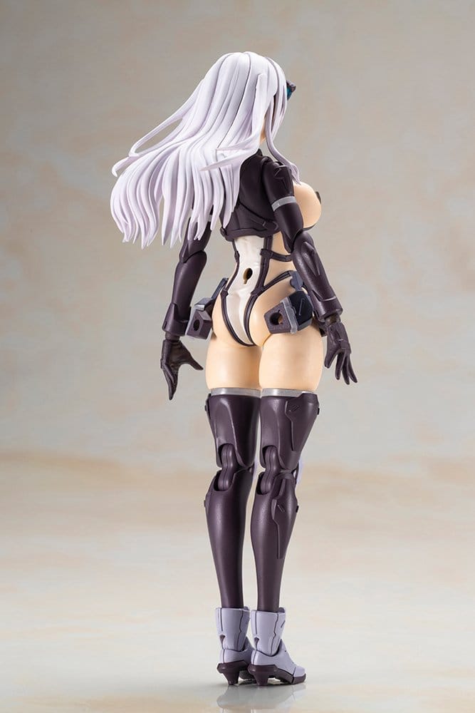 Front Mission Plastic Model Kit Non Zenith Girl Gray Ver. 16 cm