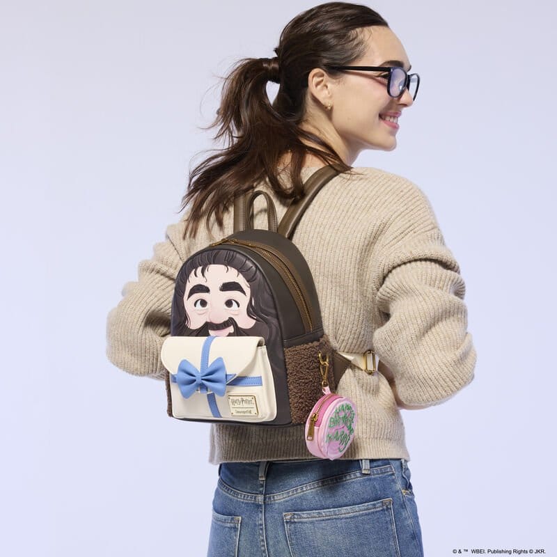 Harry Potter by Loungefly Sac à dos avec porte-monnaie Mini Hagrid Birthday Cake