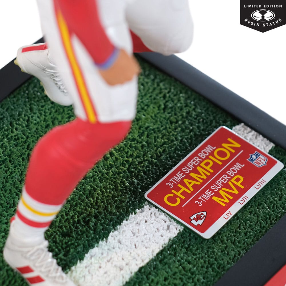 NFL Kansas City Chiefs statuette 1/6 Patrick Mahomes 30 cm