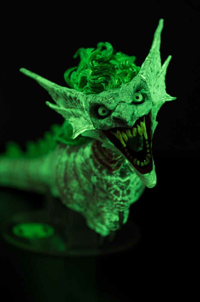 Dark Nights: Metal DC Multiverse figurine The Joker Dragon Glow in the Dark Edition (Gold Label) 25 cm