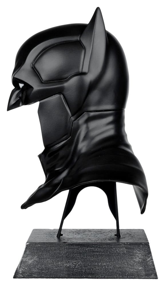 Batman DC Direct Mini-réplique 1/3 Batman Masque (Batman: Noel) 23 cm