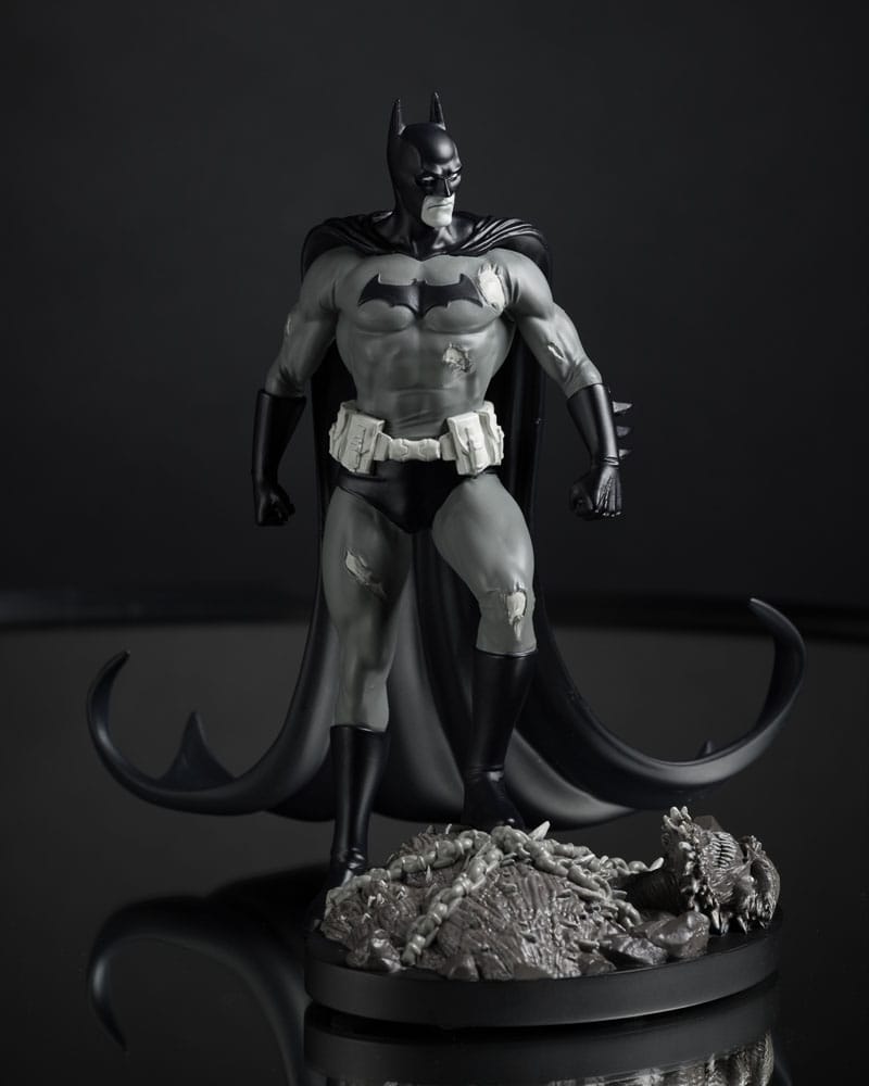 DC Direct statuette Batman by Bjorn Barends (Black White) 18 cm
