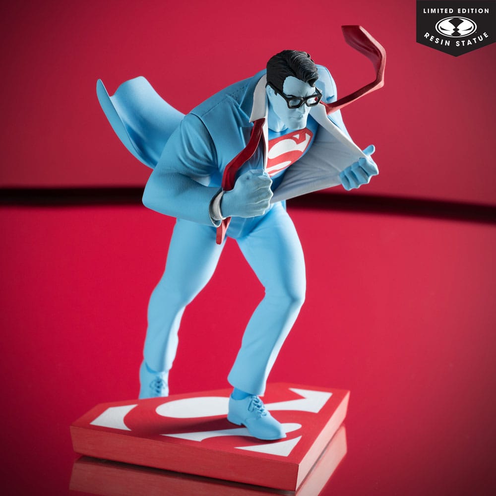 DC Direct statuette 1/10 Superman Red and Blue: Superman by Clayton Henry Limited Edition 16 cm