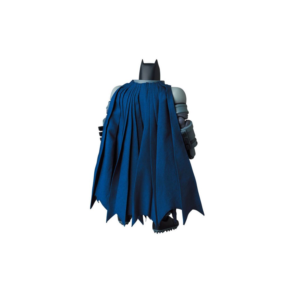 Batman figurine MAFEX Armored Batman (TDKR) 16 cm (re-run)