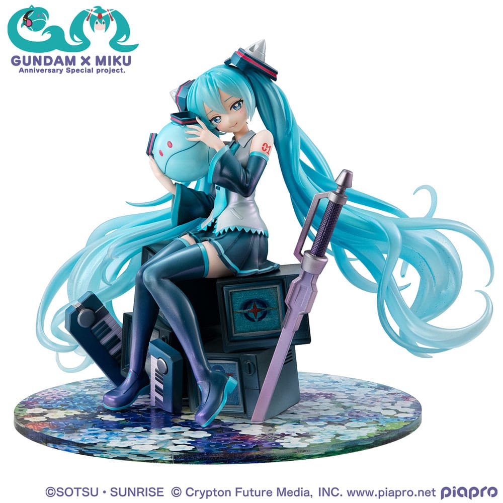 Mobile Suit Gundam x Hatsune Miku statuette PVC Lucrea Hatsune Miku x OO Gundam 45th Anniversary 17 cm