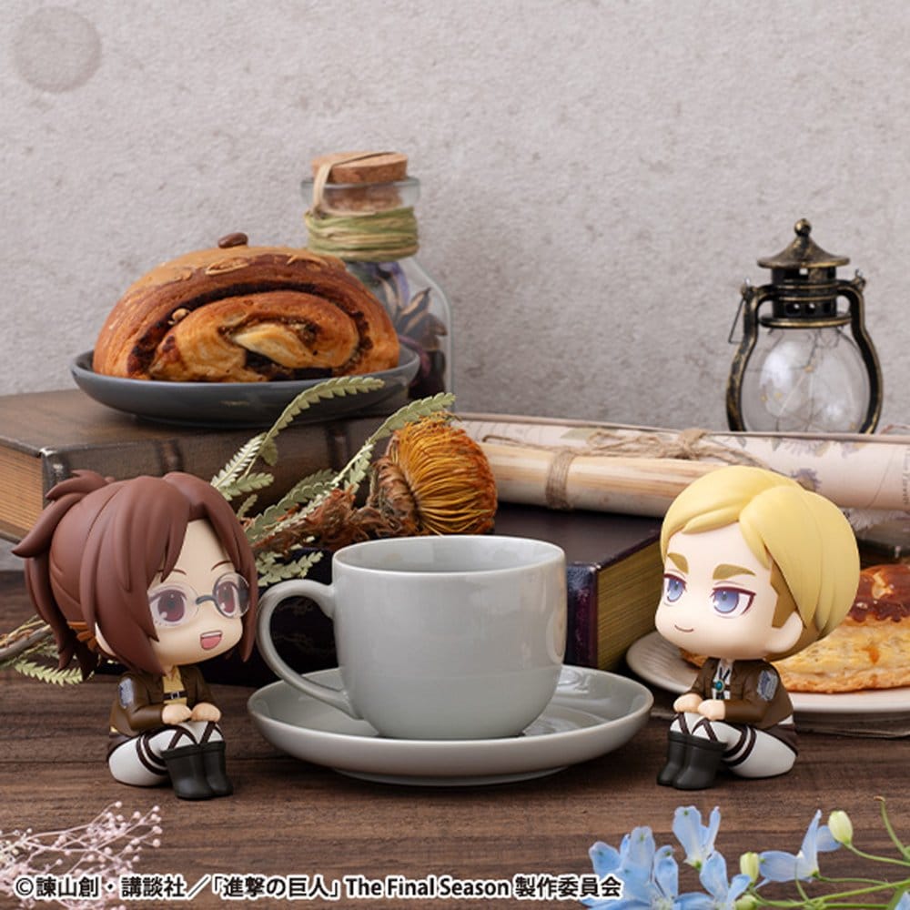 Attack on Titan statuetten PVC Look Up Hange Zoe & Erwin Smith (with gift) 11 cm