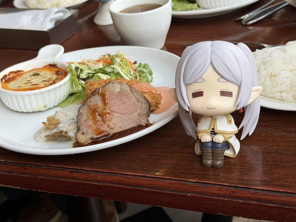 Frieren: Beyond Journey's End statuetten PVC Look Up Droopy Face Ver. & Himmel 11 cm (with gift)