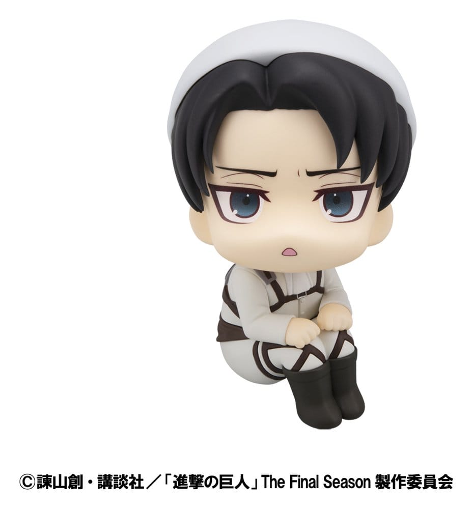 Attack on Titan statuette PVC Look Up Levi Cleaning up Ver. 11 cm