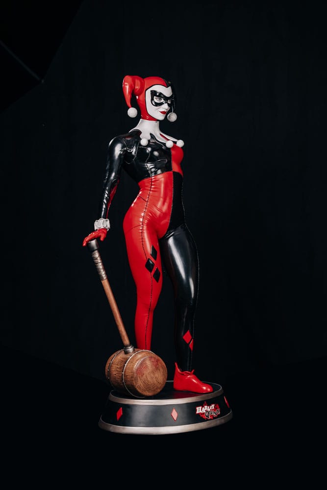 DC Comics Life-Size statue 1/1 Harley Quinn 196 cm