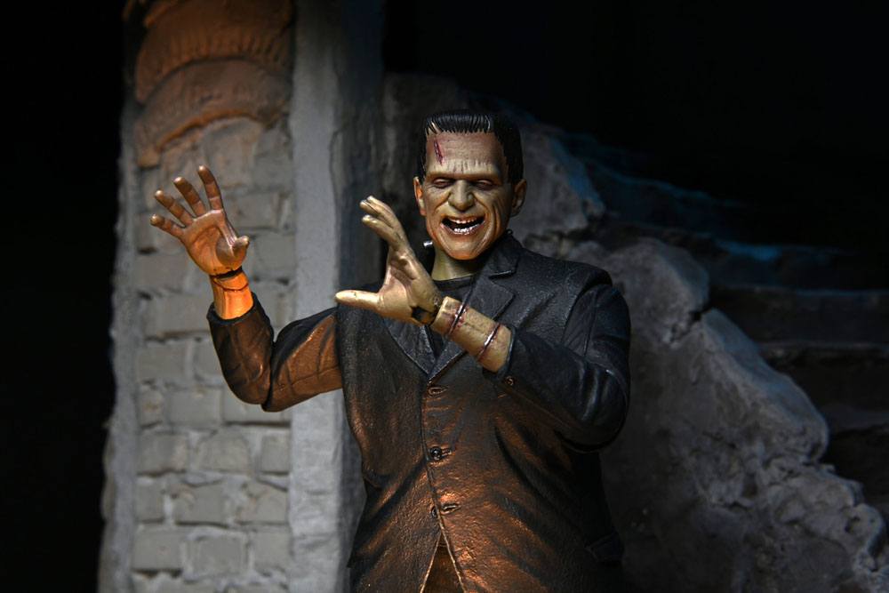 Universal Monsters figurine Ultimate Frankenstein's Monster (Color) 18 cm