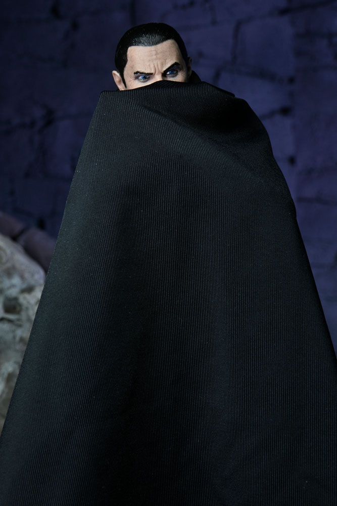 Universal Monsters figurine Ultimate Dracula (Transylvania) 18 cm