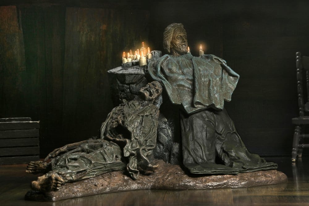Friday the 13th: The Game diorama Pamela Shrine