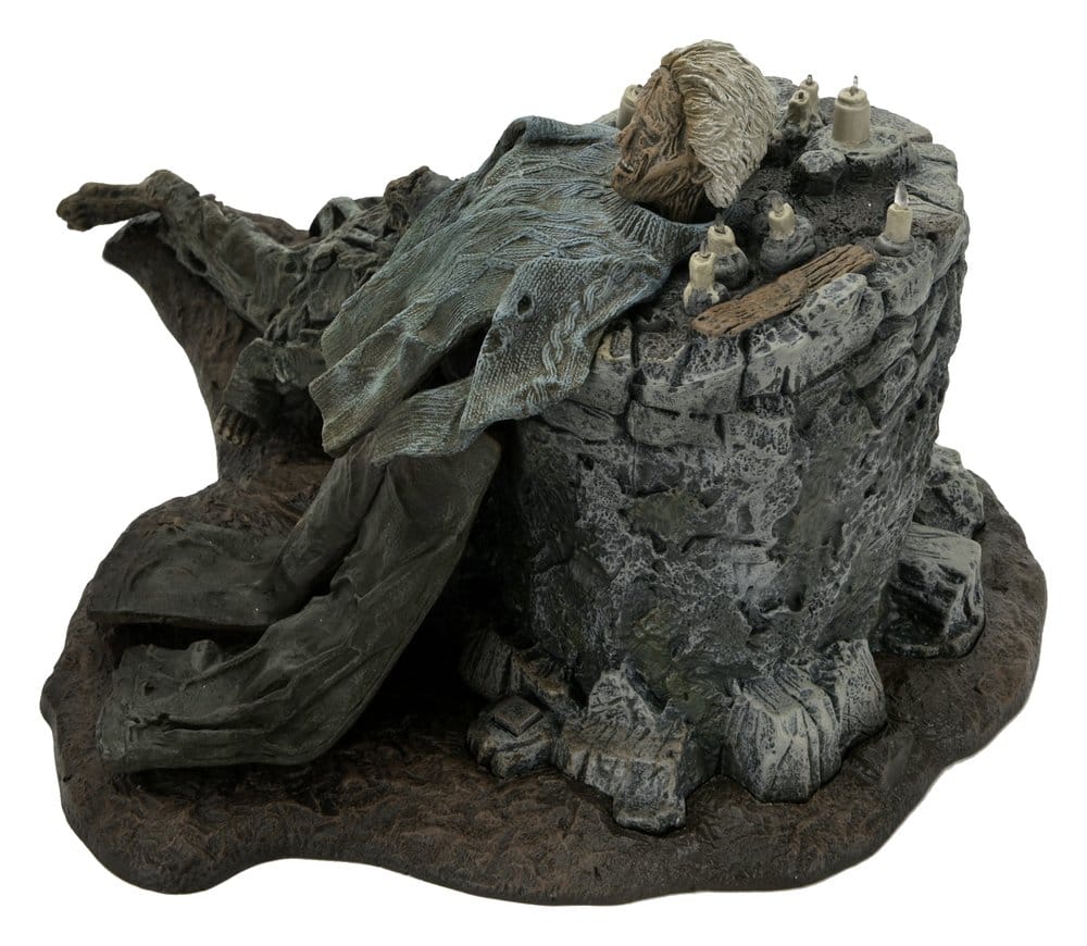 Friday the 13th: The Game diorama Pamela Shrine